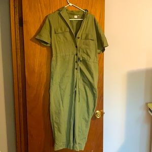 Gap jumpsuit